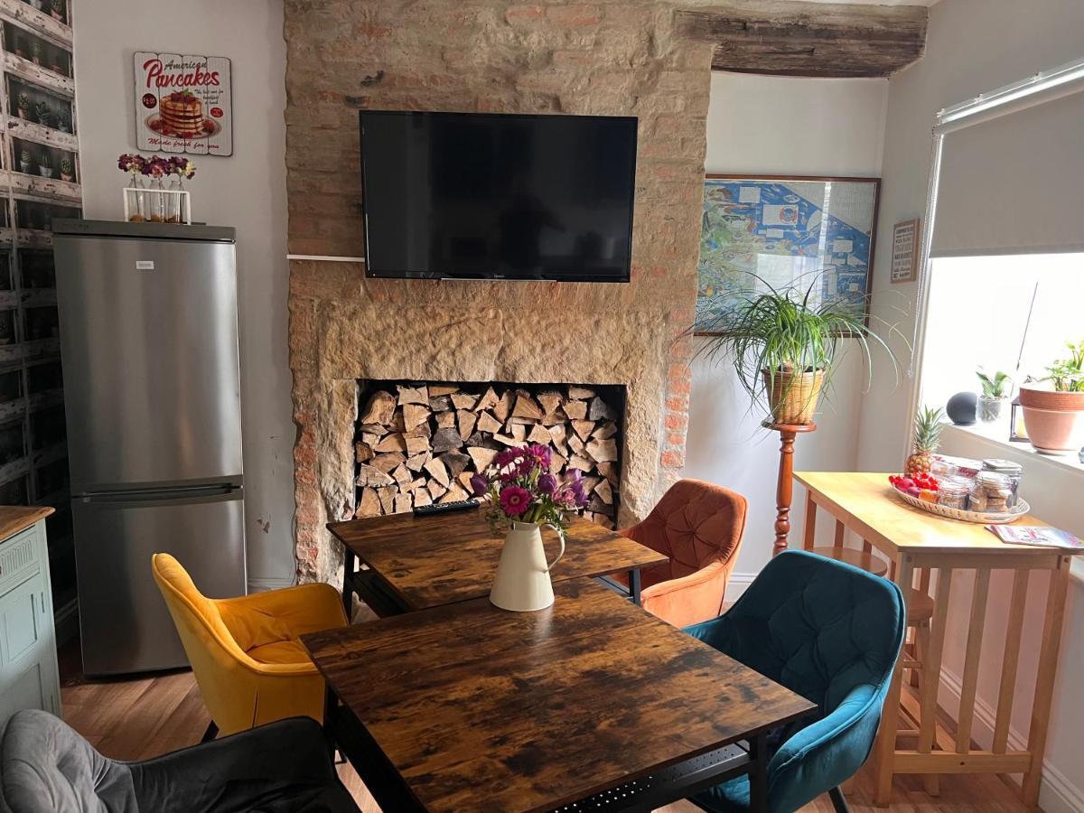 The Badger Set Apartment Hinderwell ภายนอก รูปภาพ